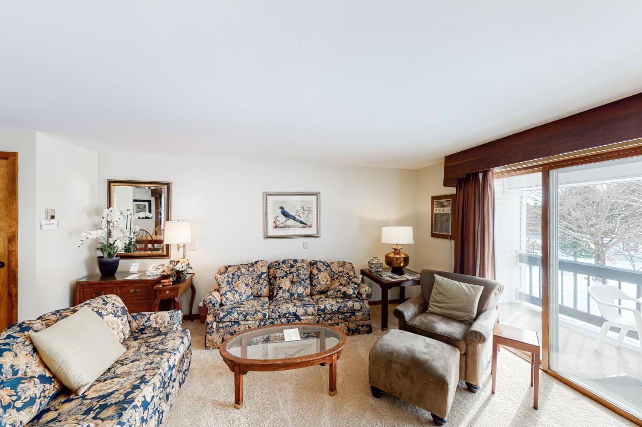 The Lodge #23 Stowe Fork Room photo