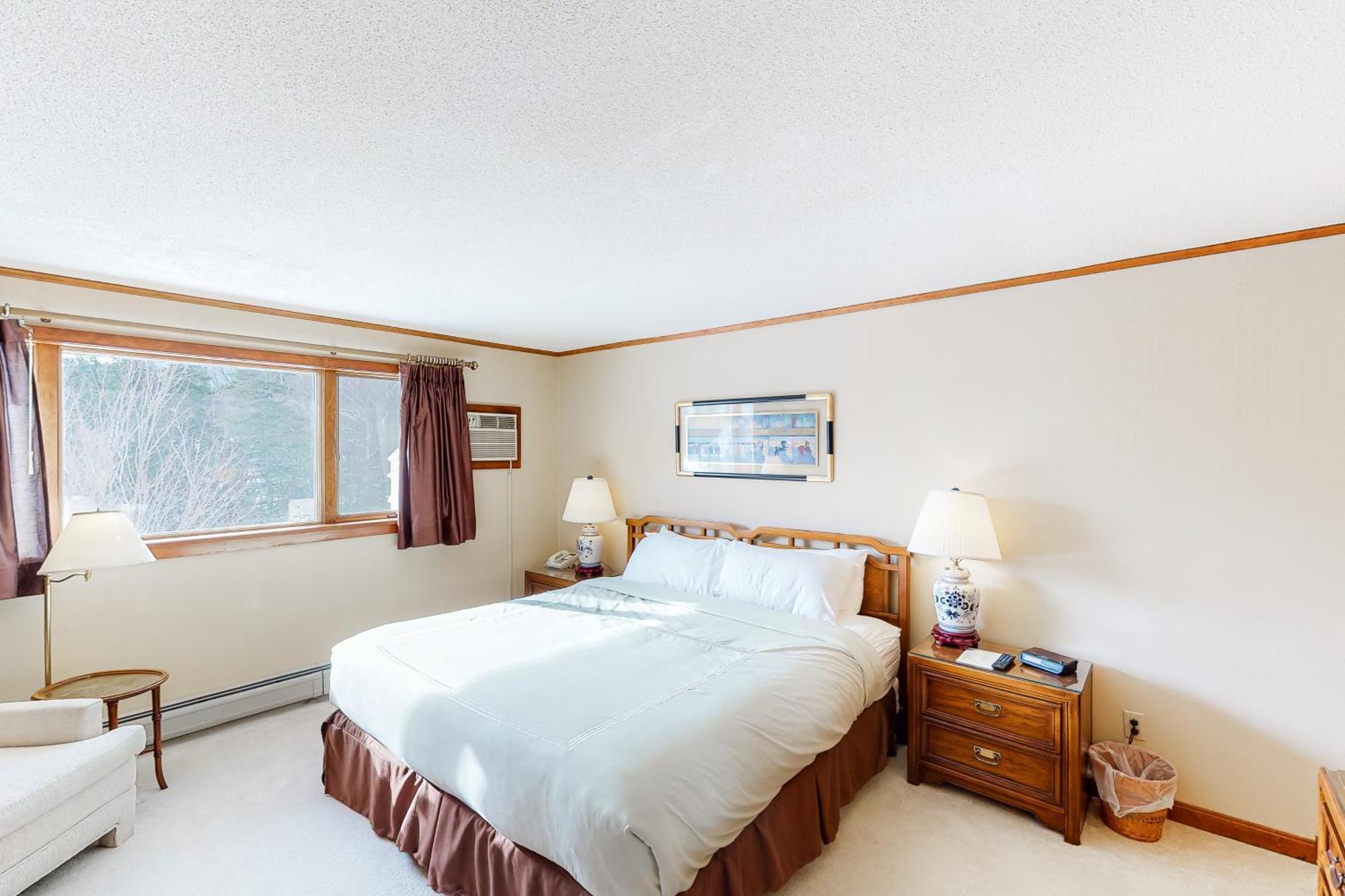 The Lodge #23 Stowe Fork Room photo